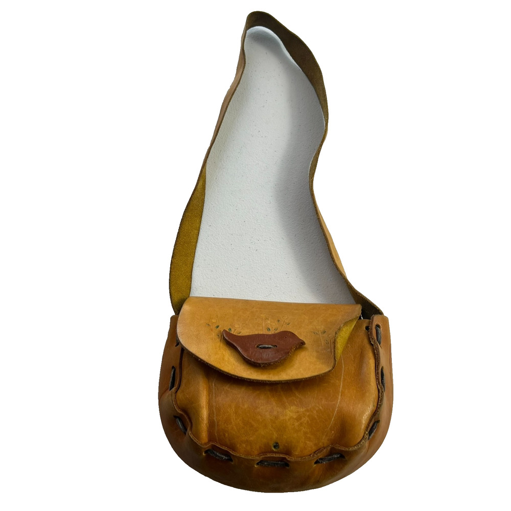 Vintage Hand Tooled Genuine Yellow Brown Leather Purse Bag Native American Style